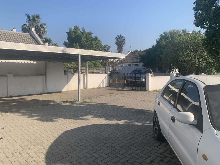 6 Bedroom Property for Sale in Table View Western Cape